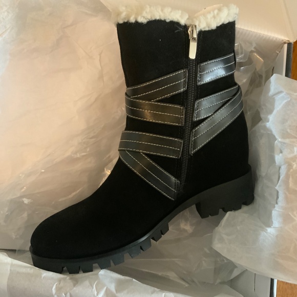Nine West Davyd Wedge Buckle Booties Black Suede Leather Women's Winter Boot 8.5 - Picture 7 of 9